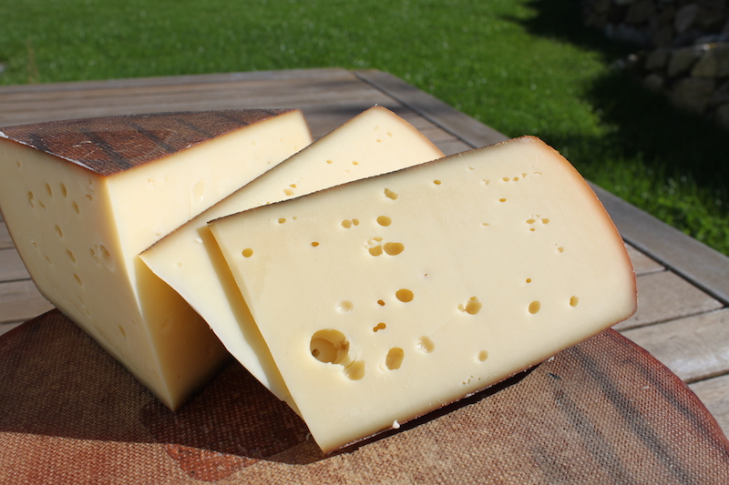 Räucherkäse Räucherkäse